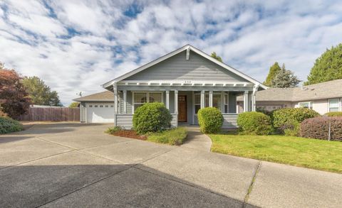 Tiny photo for 930 Schaefers Lane, Grants Pass, OR 97526 (MLS # 220211478)