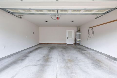 Tiny photo for 930 Schaefers Lane, Grants Pass, OR 97526 (MLS # 220211478)