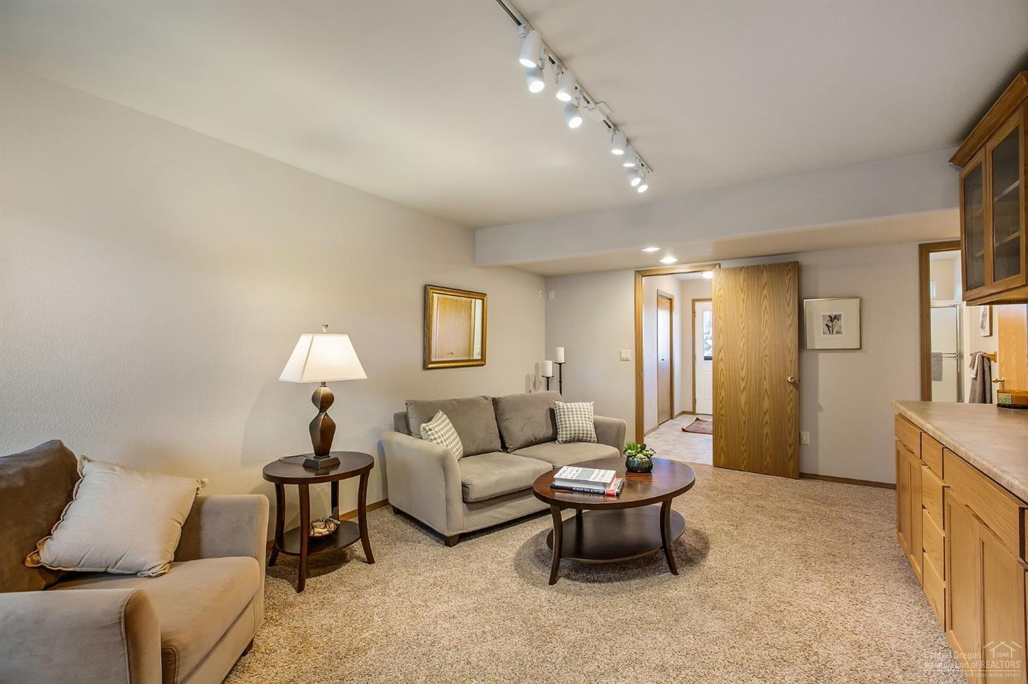 Crr7_C - Residential