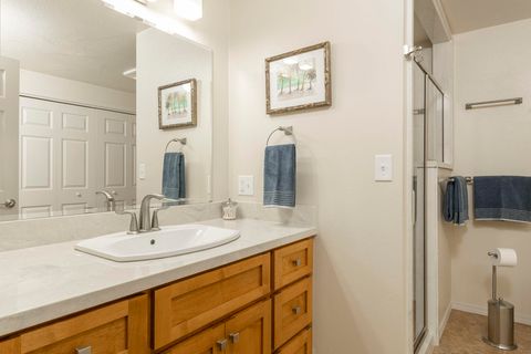 Tiny photo for 15902 Water Gap Road, Williams, OR 97544 (MLS # 220217607)