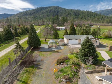 Tiny photo for 15902 Water Gap Road, Williams, OR 97544 (MLS # 220217607)