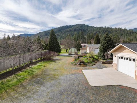 Tiny photo for 15902 Water Gap Road, Williams, OR 97544 (MLS # 220217607)