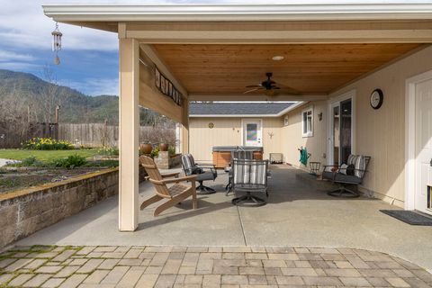 Tiny photo for 15902 Water Gap Road, Williams, OR 97544 (MLS # 220217607)