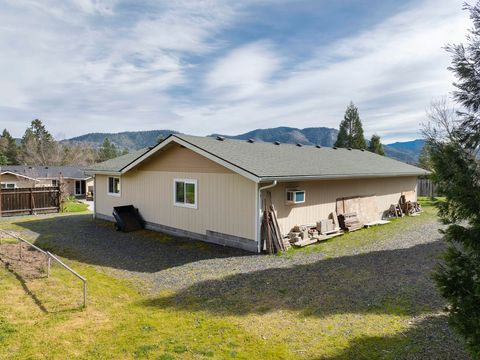 Tiny photo for 15902 Water Gap Road, Williams, OR 97544 (MLS # 220217607)