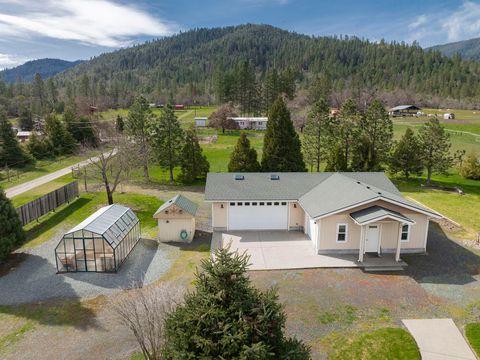 Tiny photo for 15902 Water Gap Road, Williams, OR 97544 (MLS # 220217607)