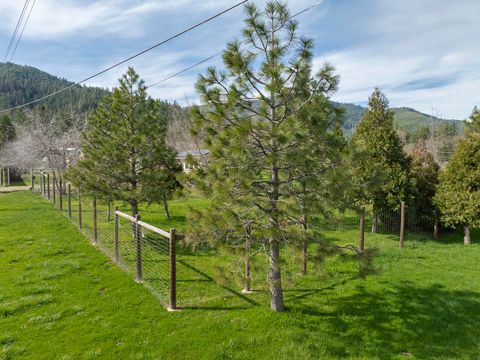 Tiny photo for 15902 Water Gap Road, Williams, OR 97544 (MLS # 220217607)