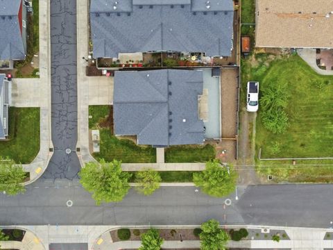 Tiny photo for 3633 Harbrooke Road, Medford, OR 97504 (MLS # 220219772)