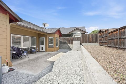 Tiny photo for 3633 Harbrooke Road, Medford, OR 97504 (MLS # 220219772)