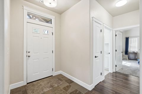 Tiny photo for 3633 Harbrooke Road, Medford, OR 97504 (MLS # 220219772)