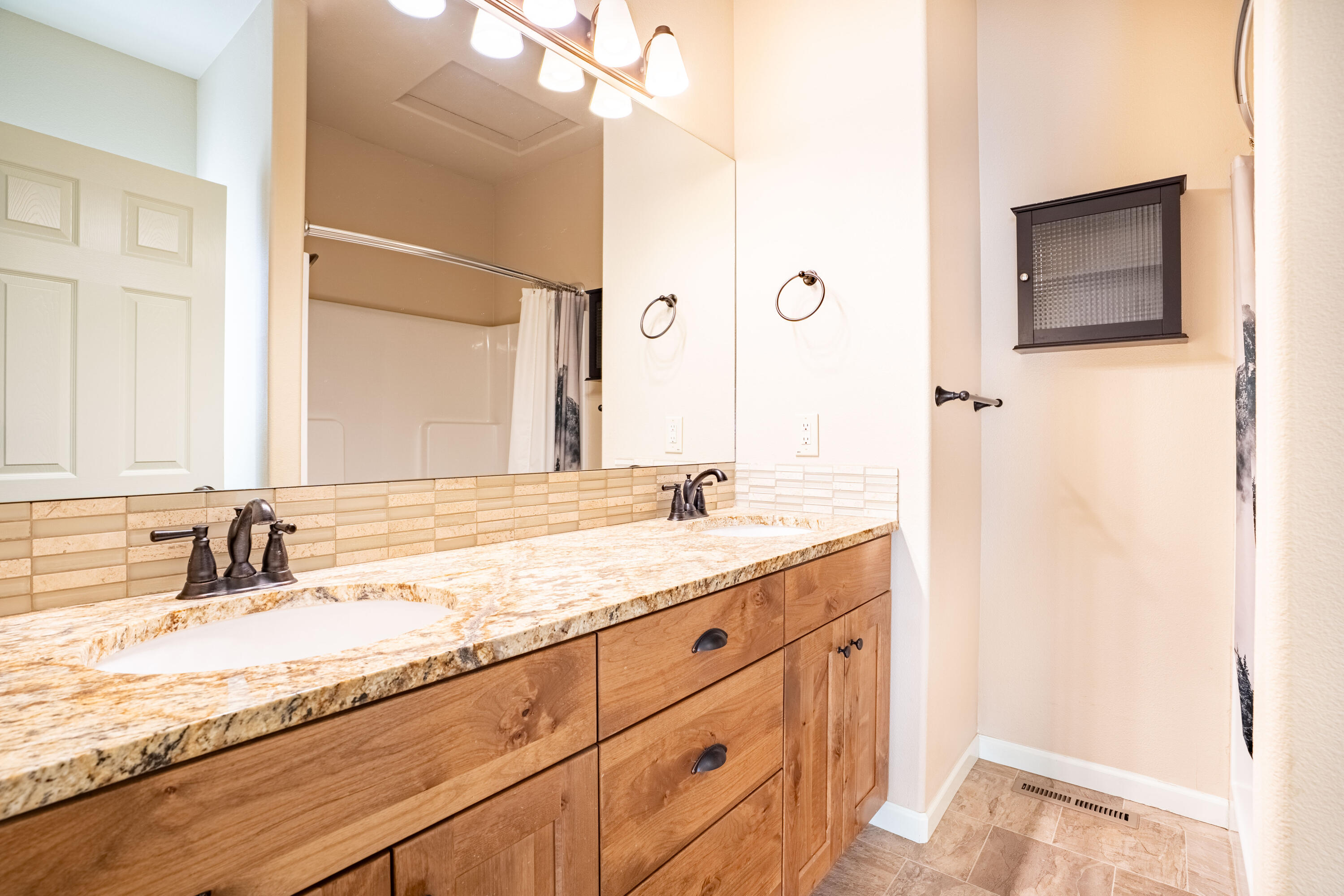 Oakview - Residential