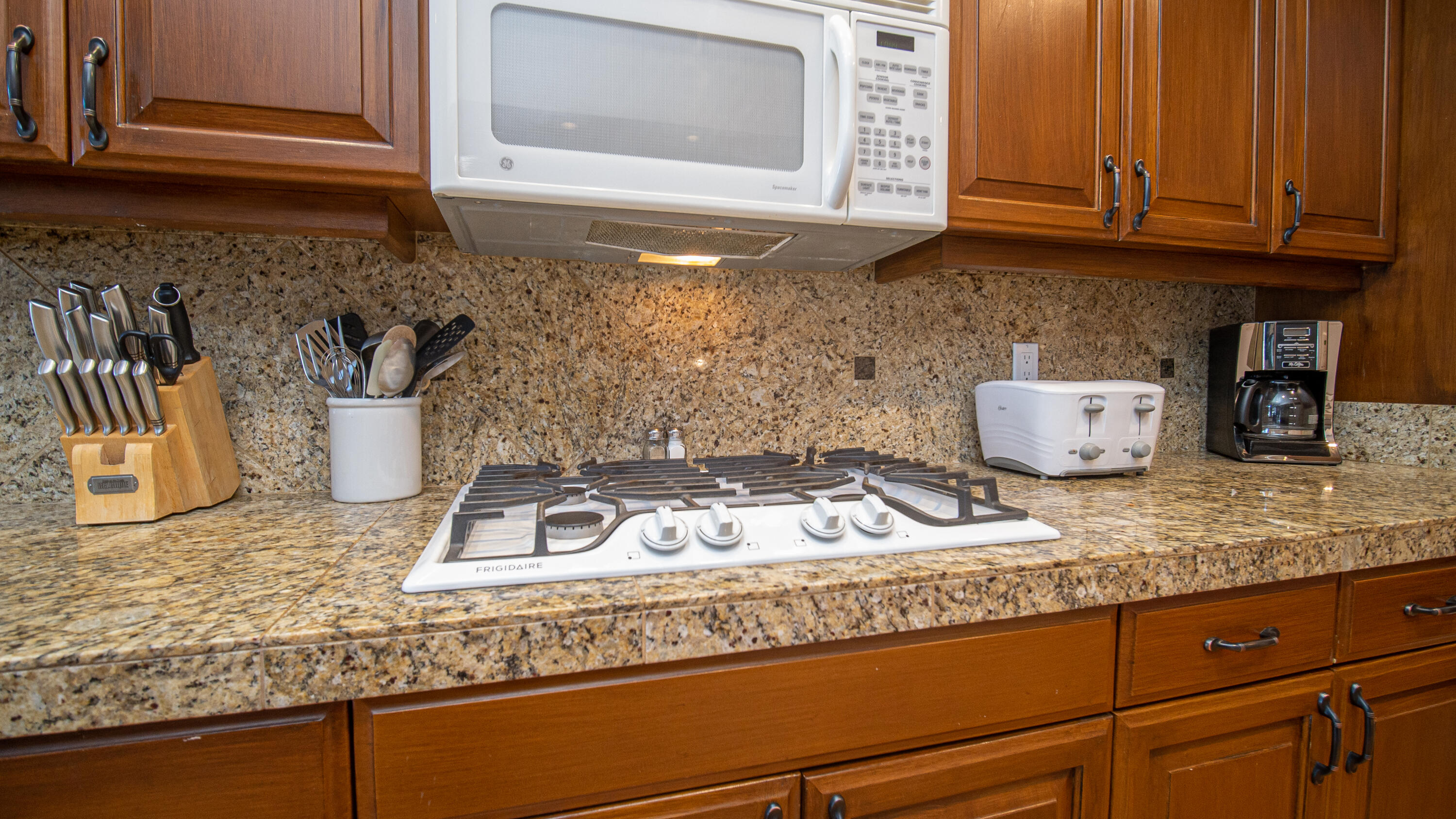 StoneTH - Residential