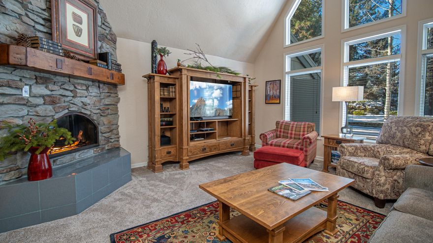 TH# 25-B — 20% Deeded Co-Ownership - (10 Weeks). Rare opportunity to purchase a share in one of the original StoneRidge model homes - this home has many upgrades and beautiful décor.  Recently refurbished in March 2022 - New furniture, furnishings, beds and bedding, refinished hardwood floors, as well as a new water heater and furnace.  Beautiful home and location looking over the large waterfall in the courtyard.  Rental option home and weeks can be traded with RCI exchange.