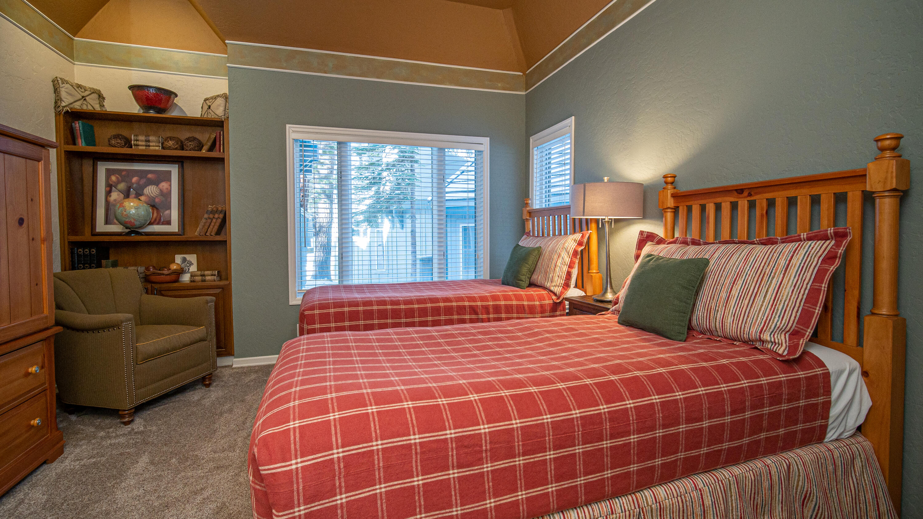 StoneTH - Residential