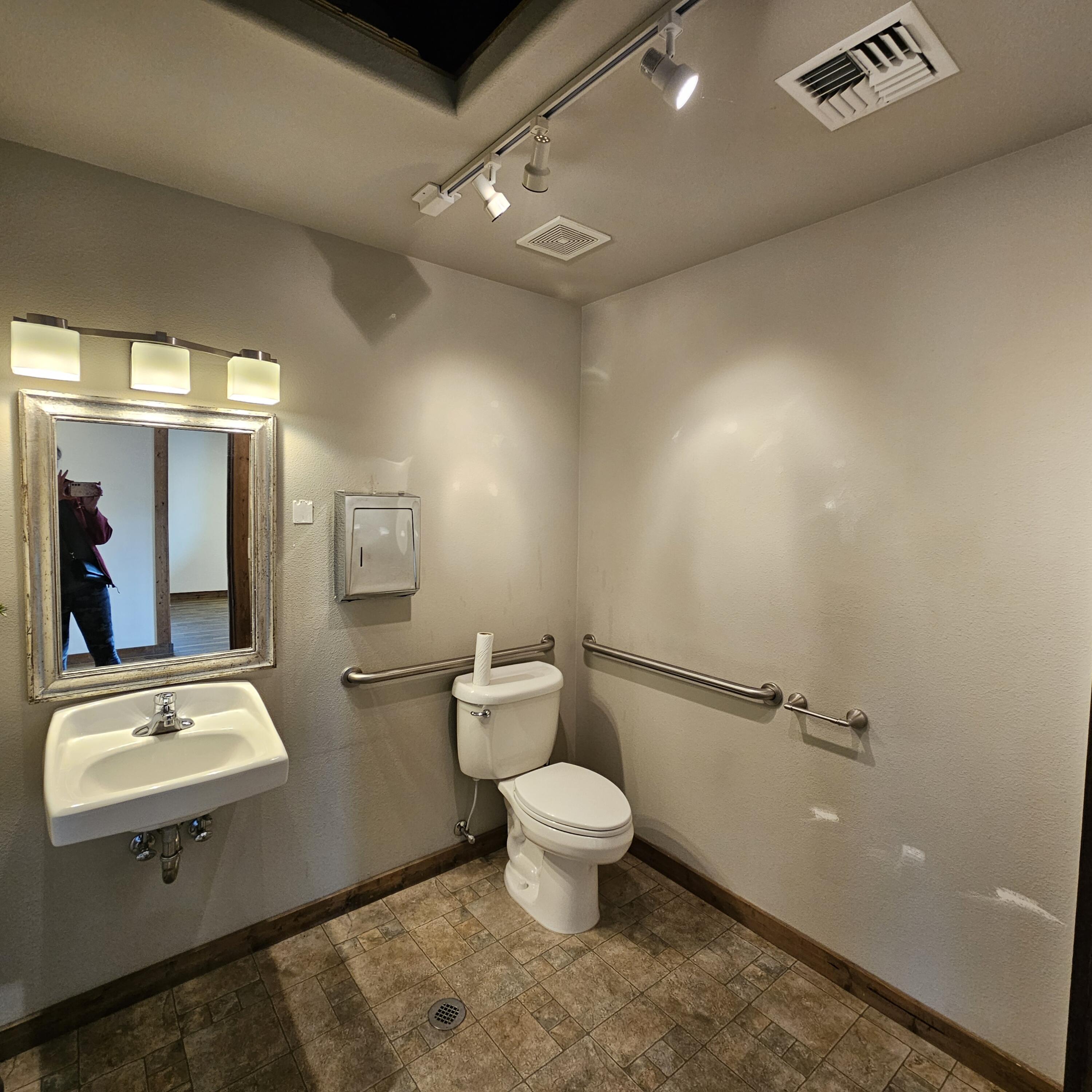 Hillman - Commercial Lease