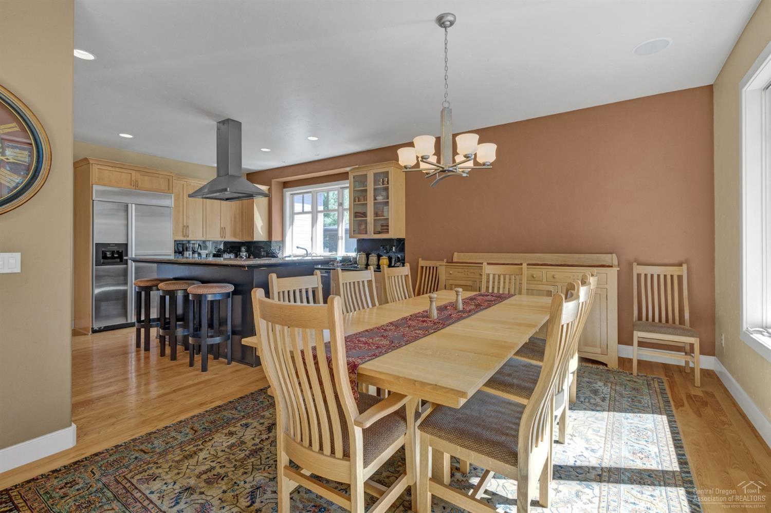 Skyliner Summit - Residential