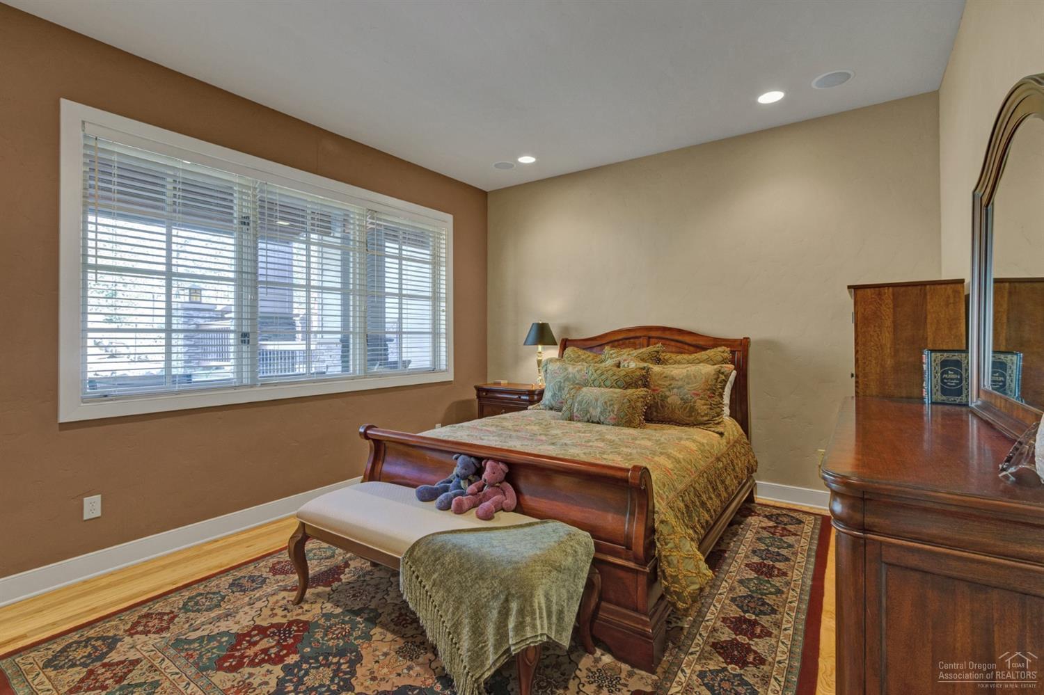 Skyliner Summit - Residential