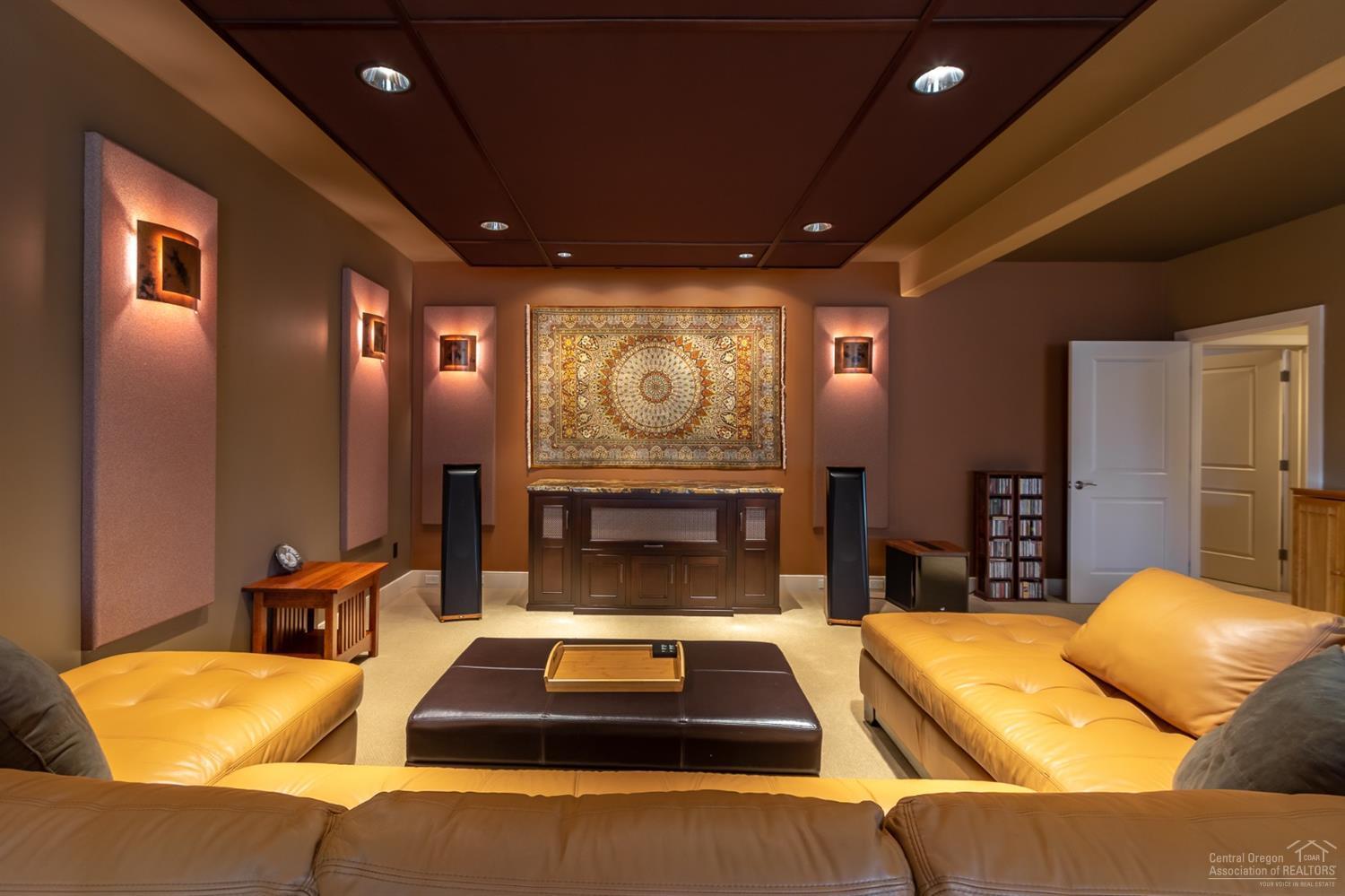 Skyliner Summit - Residential