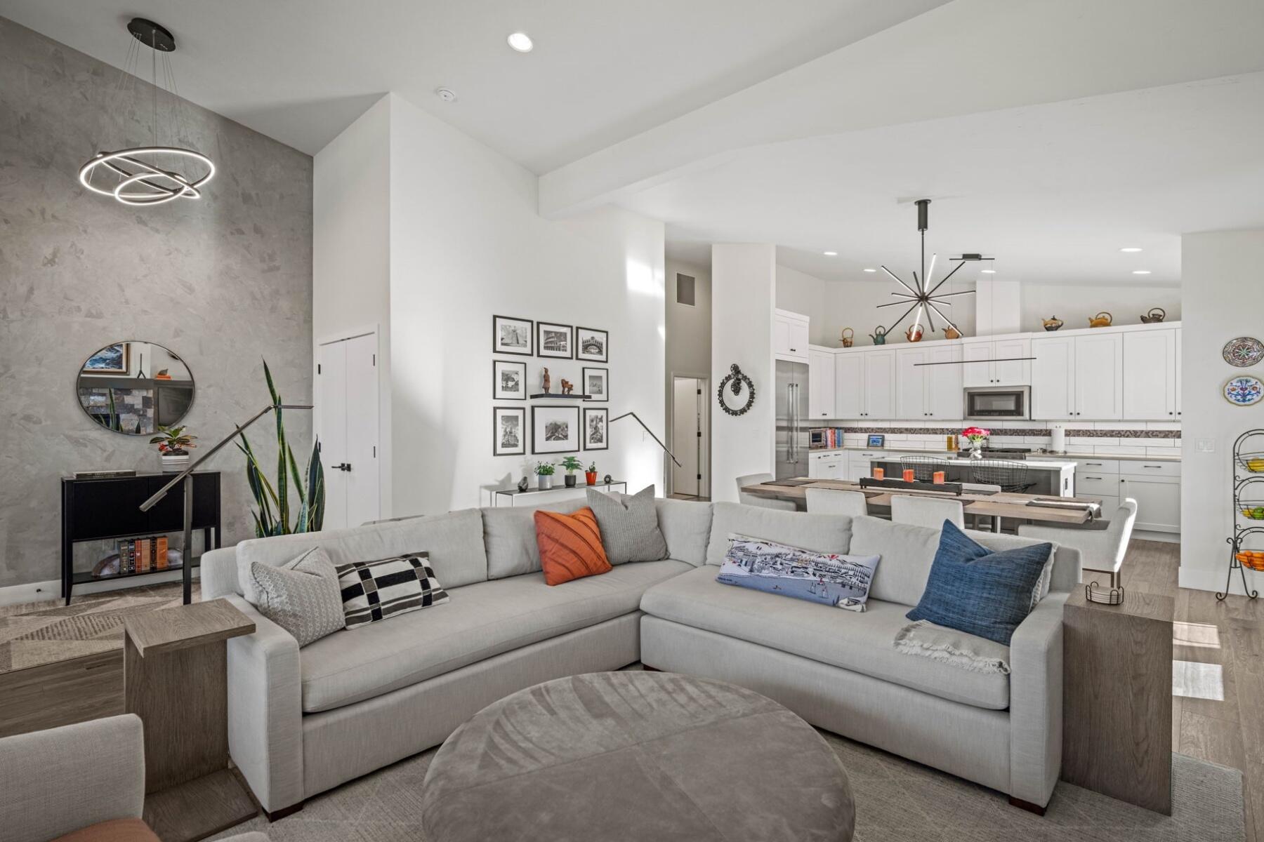 Forked Horn Butte - Residential