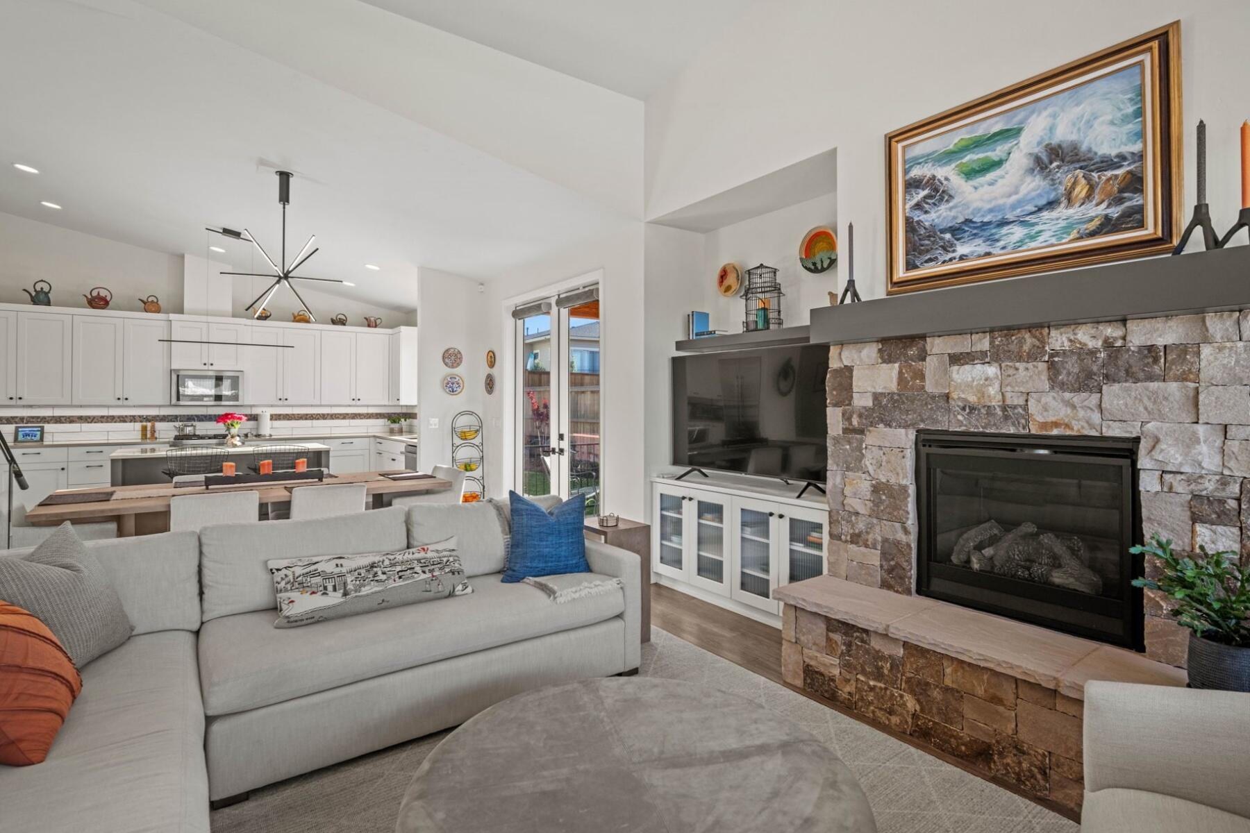 Forked Horn Butte - Residential