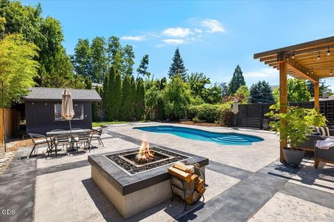 Tiny photo for 421 Silverado Circle, Medford, OR 97504 (MLS # 220223964)