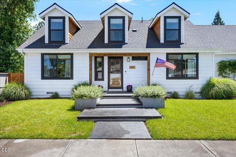 Tiny photo for 421 Silverado Circle, Medford, OR 97504 (MLS # 220223964)