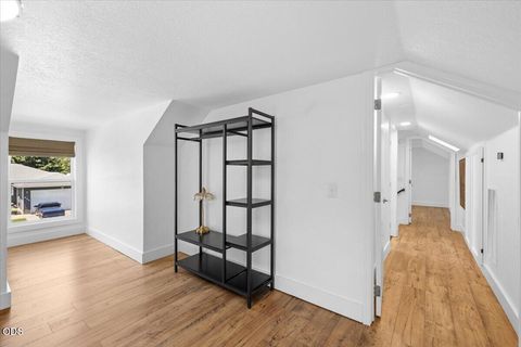 Tiny photo for 421 Silverado Circle, Medford, OR 97504 (MLS # 220223964)
