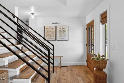 Tiny photo for 421 Silverado Circle, Medford, OR 97504 (MLS # 220223964)