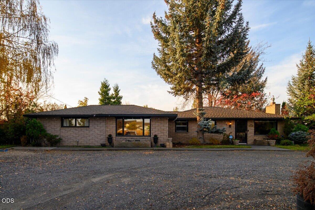 2846 W Antler Avenue