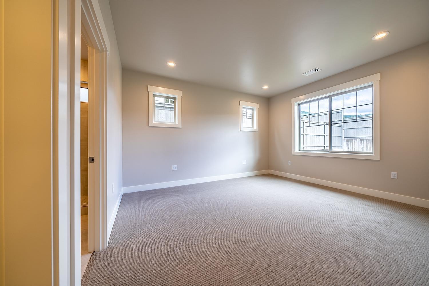 Silver Oaks - Residential