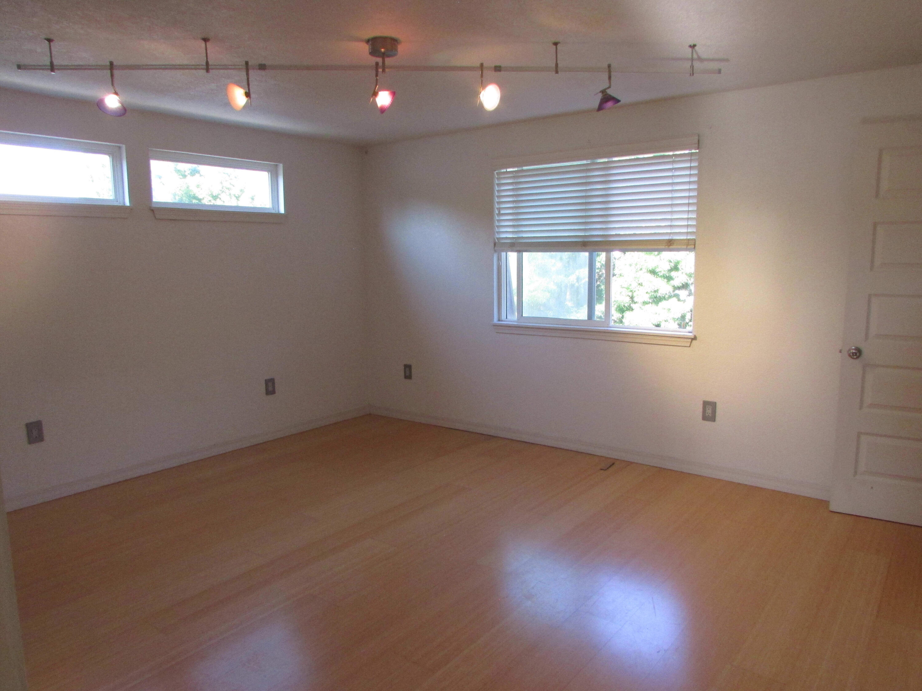 Laurelhurst Addition - Residential Income