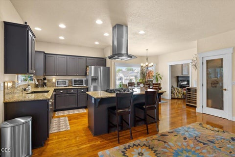 Tiny photo for 523 Meadowbrook Drive, Central Point, OR 97502 (MLS # 220222852)