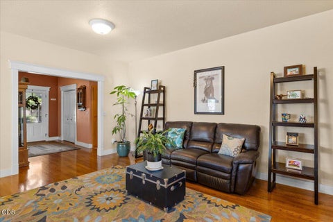 Tiny photo for 523 Meadowbrook Drive, Central Point, OR 97502 (MLS # 220222852)