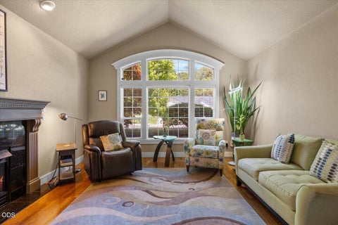 Tiny photo for 523 Meadowbrook Drive, Central Point, OR 97502 (MLS # 220222852)