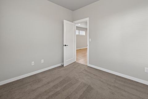 Tiny photo for 3899 SW Coyote Place, Redmond, OR 97756 (MLS # 220212594)