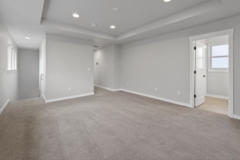 Tiny photo for 3899 SW Coyote Place, Redmond, OR 97756 (MLS # 220212594)