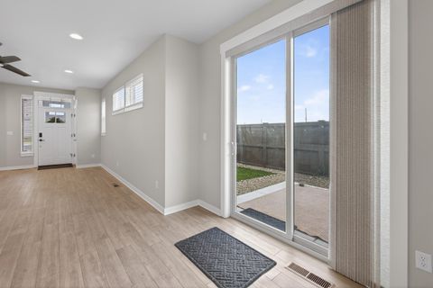 Tiny photo for 3899 SW Coyote Place, Redmond, OR 97756 (MLS # 220212594)