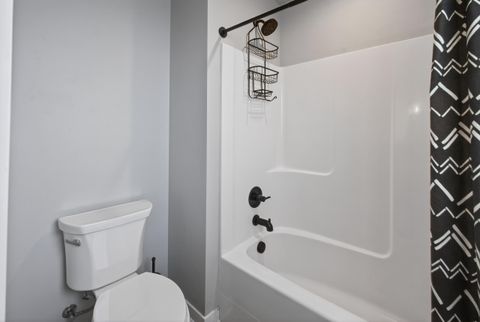 Tiny photo for 3899 SW Coyote Place, Redmond, OR 97756 (MLS # 220212594)