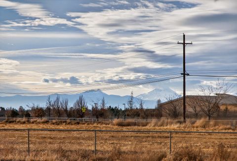 Tiny photo for 3899 SW Coyote Place, Redmond, OR 97756 (MLS # 220212594)