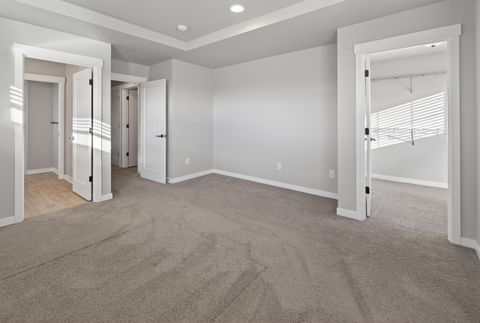 Tiny photo for 3899 SW Coyote Place, Redmond, OR 97756 (MLS # 220212594)