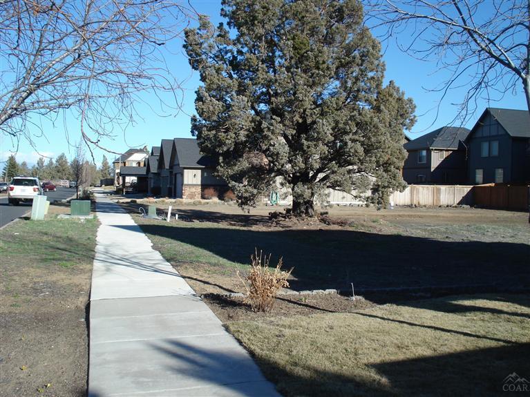 Darnel Estates - Land