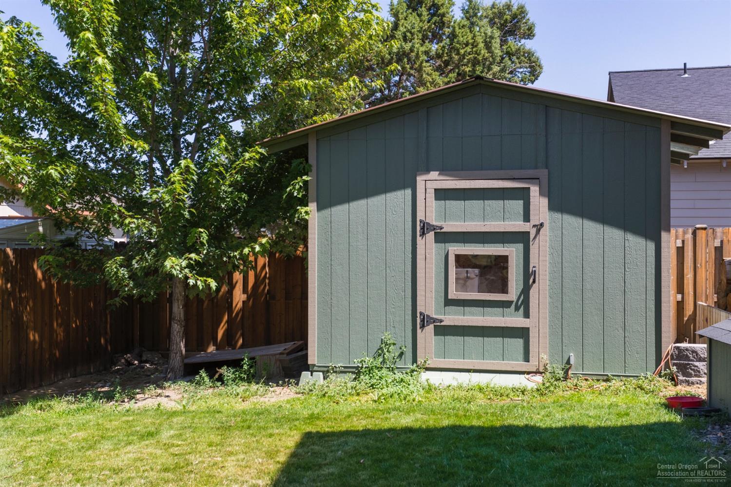 Ni Lah Sha Village - Residential