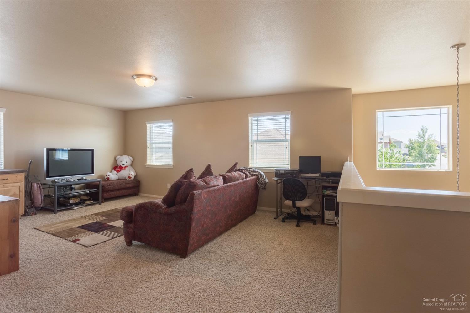 Ni Lah Sha Village - Residential