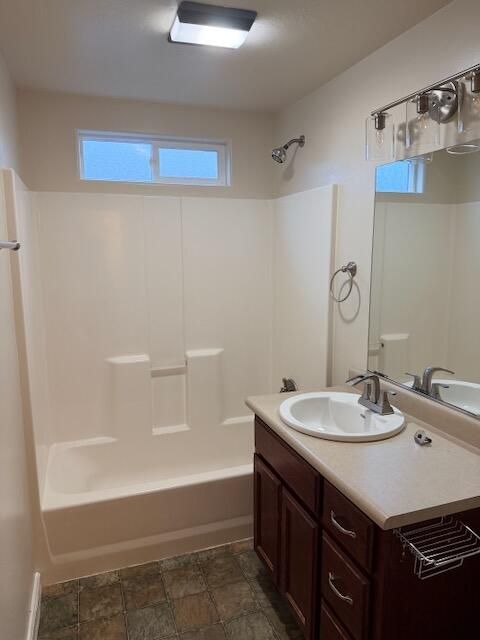 Tiny photo for 112 Diane Drive, Grants Pass, OR 97526 (MLS # 220213047)