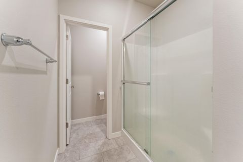 Tiny photo for 3265 Broken Top Way, Medford, OR 97504 (MLS # 220214265)