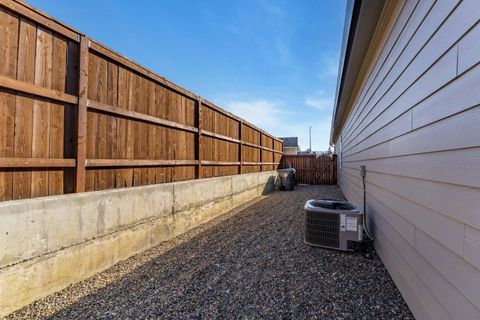 Tiny photo for 3265 Broken Top Way, Medford, OR 97504 (MLS # 220214265)