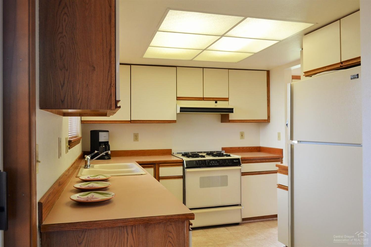 Deer Pointe Village - Residential