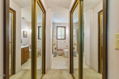 Tiny photo for 5210 Mason Lane, Klamath Falls, OR 97601 (MLS # 220226707)