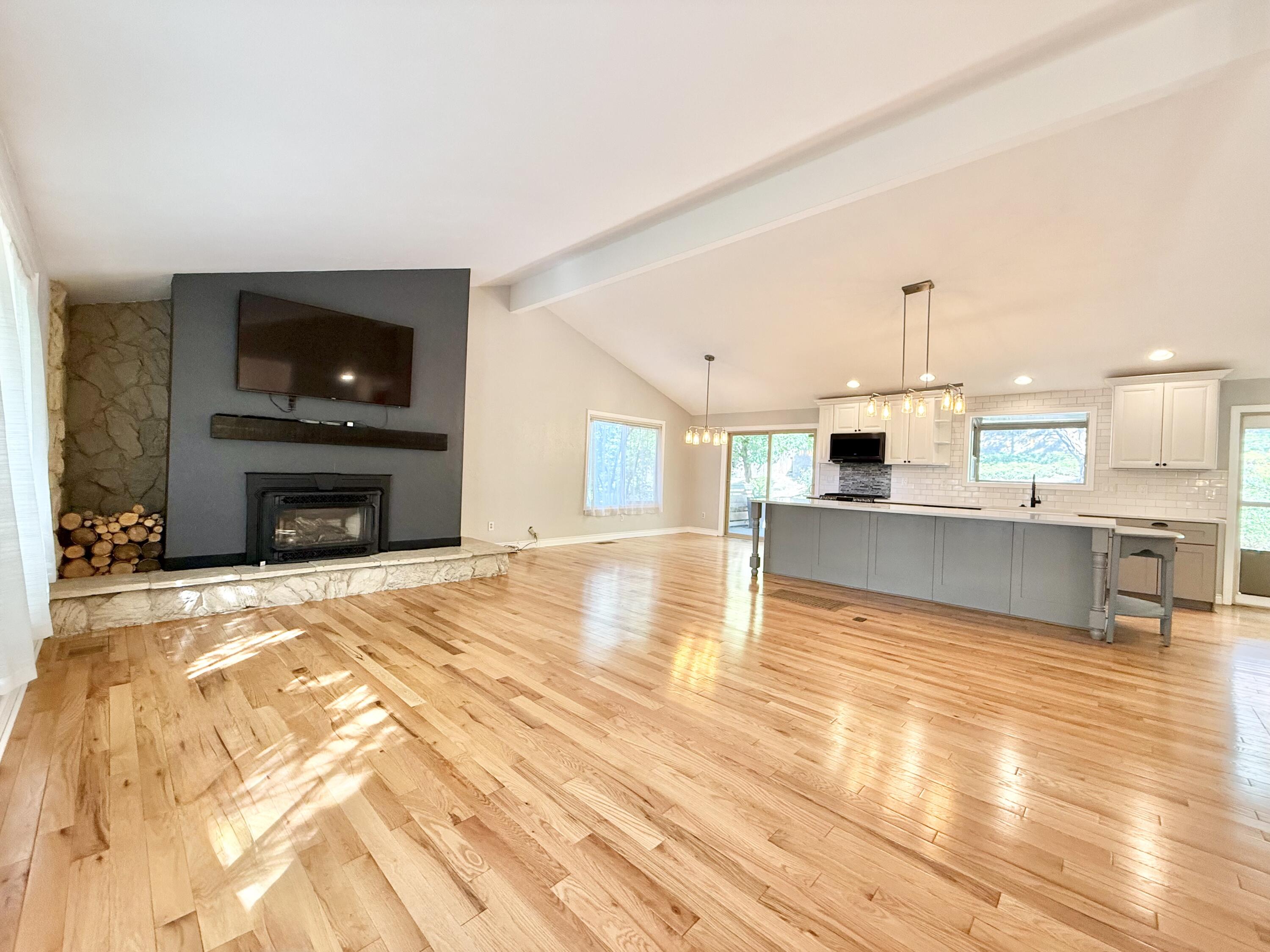 132 Mountain View Boulevard