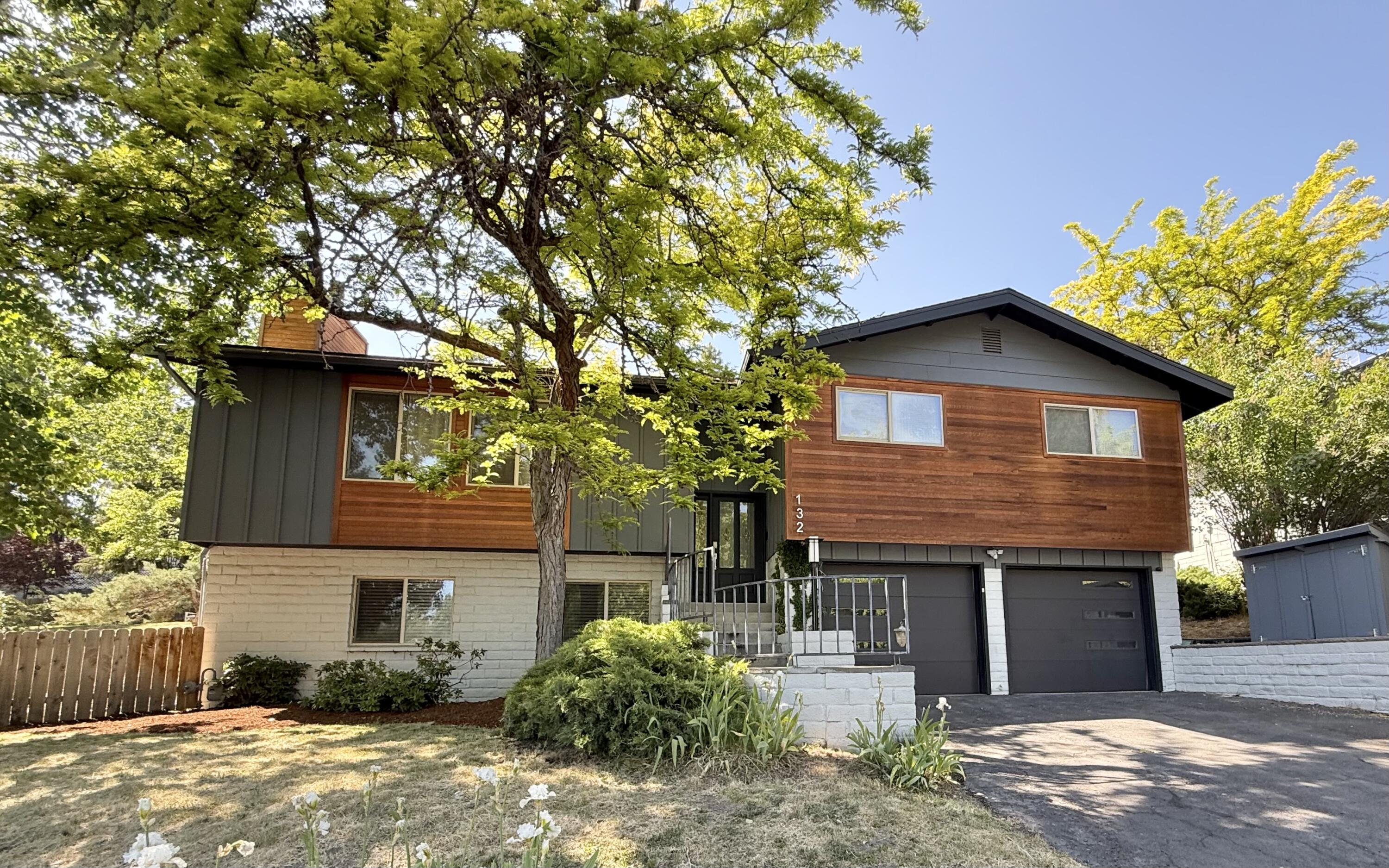 132 Mountain View Boulevard