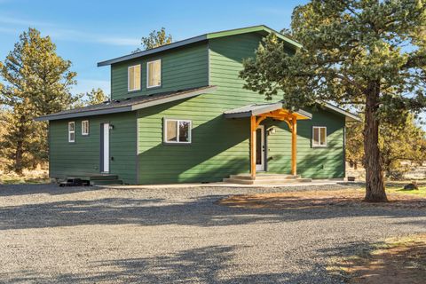 Tiny photo for 15901 SW Frog Court, Terrebonne, OR 97760 (MLS # 220213176)